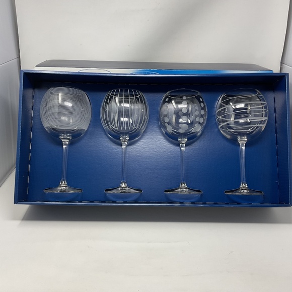 NEW Set of 4 Mikasa Cheers Balloon Goblet Glasses - Picture 4 of 11